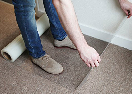 Ein guter Preis. Schnelles Lieferungs-Aufgabe PET Teppich-Schild-selbstklebender Boden-Schutz-Film Online